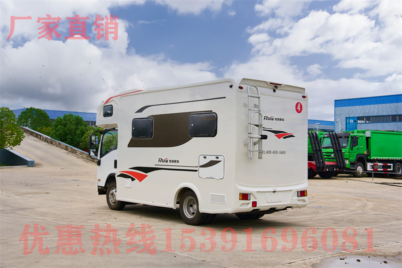 順旅大通c型房車 順旅大通藍(lán)精靈C型房車外形特點(diǎn)