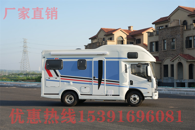 上汽大通v80自改房車 基于大通V80打造,隆翠酷睿C型房車,滿足一家四口旅居