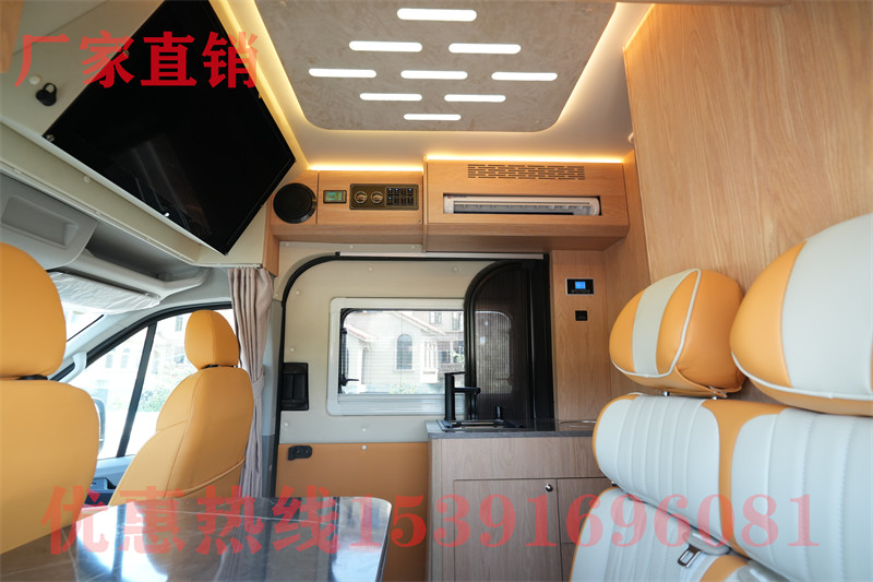 大通b型房車布局 新款大通V90房車,創(chuàng)新布局空間大,同級最大雙人床隨便滾